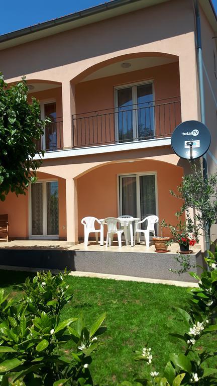Apartment Ivan Пореч Экстерьер фото